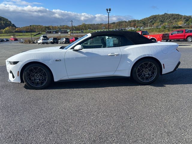 2025 Ford Mustang GT Premium Convertible - Photo 6