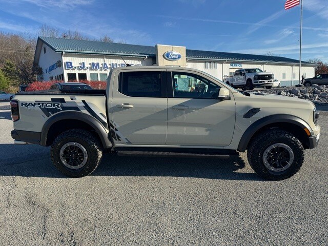 2025 Ford Ranger Raptor photo 2