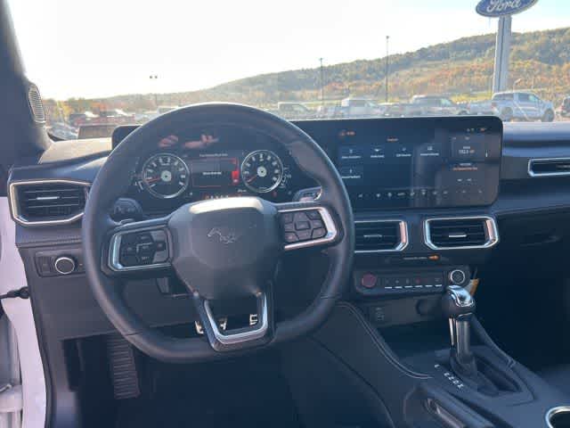2025 Ford Mustang GT Premium Convertible - Photo 15