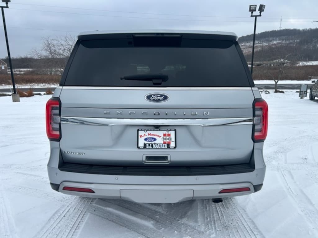 Used 2024 Ford Expedition Limited SUV