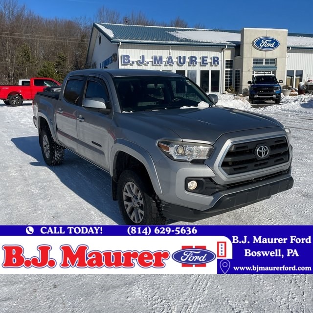 2016 Toyota Tacoma SR5's photo