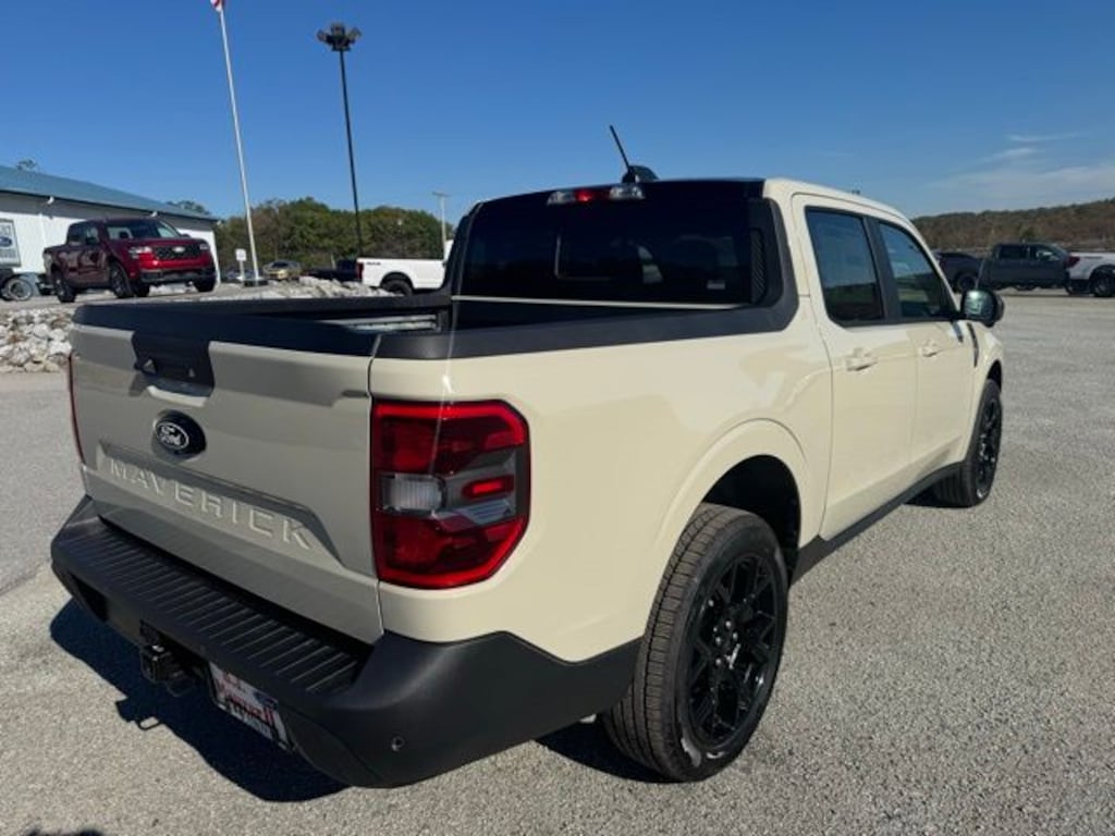 New 2025 Ford Maverick Lariat Truck