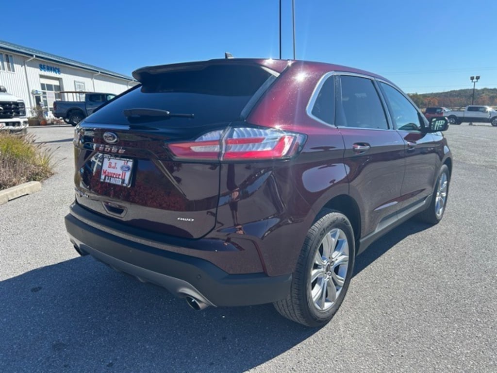 Used 2024 Ford Edge Titanium SUV