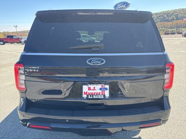 2023 Ford Expedition MAX Limited photo 3