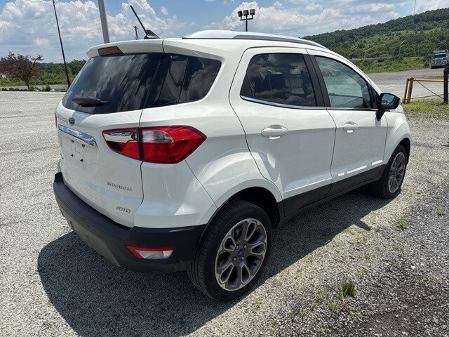 2022 Ford EcoSport Titanium photo 2