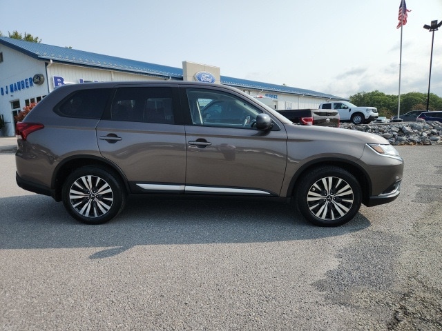 Used 2020 Mitsubishi Outlander ES with VIN JA4AZ3A3XLZ044568 for sale in Boswell, PA