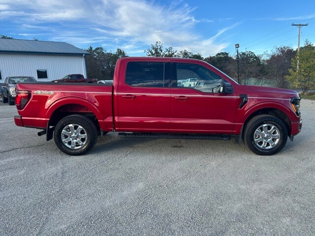 2024 Ford F-150 XLT photo 2