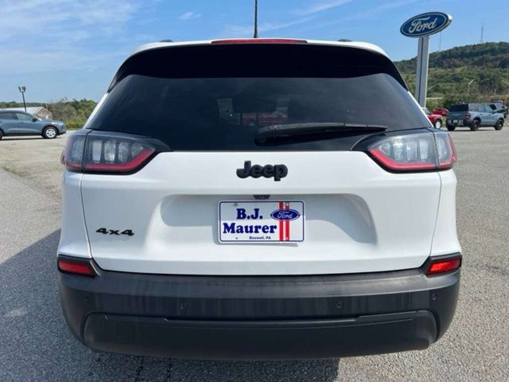 Used 2019 Jeep Cherokee Latitude Plus SUV