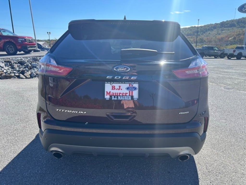 Used 2024 Ford Edge Titanium SUV