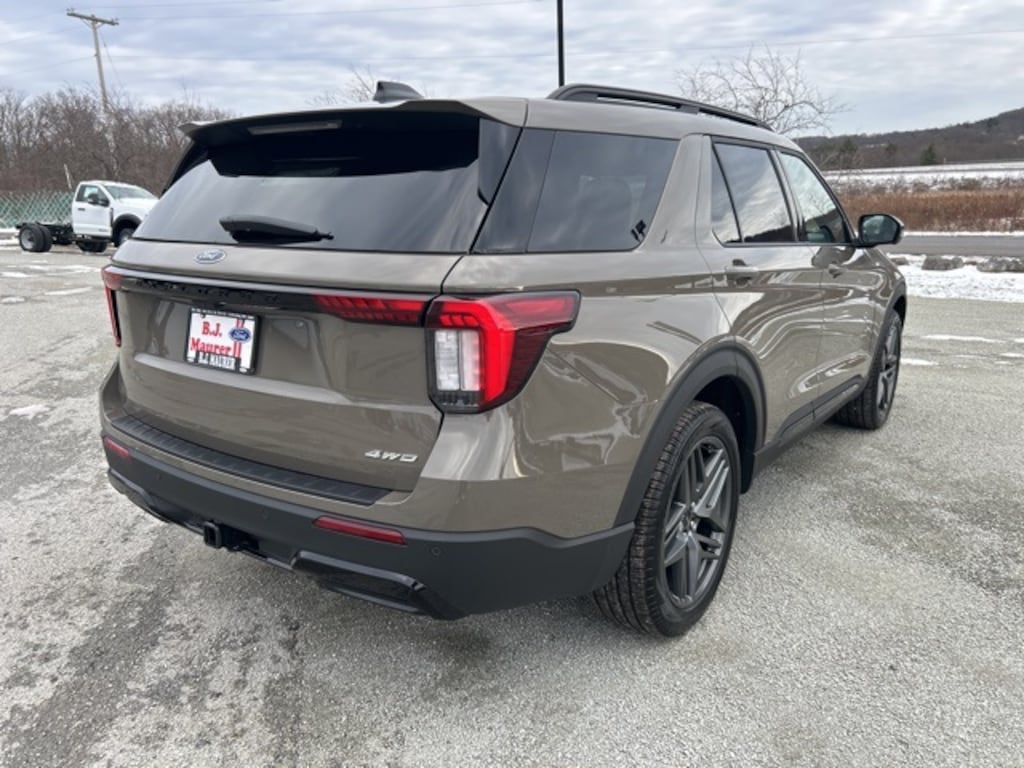 New 2026 Ford Explorer ST-Line SUV