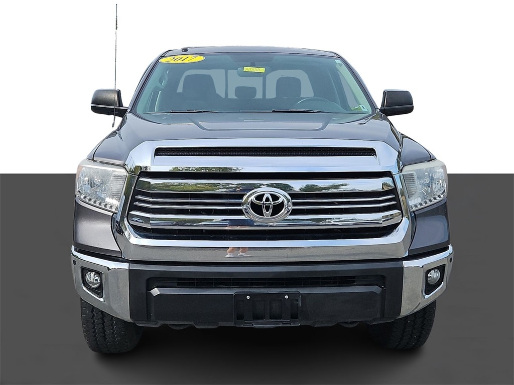 Used 2017 Toyota Tundra SR5 with VIN 5TFUY5F14HX670466 for sale in Clarksburg, WV