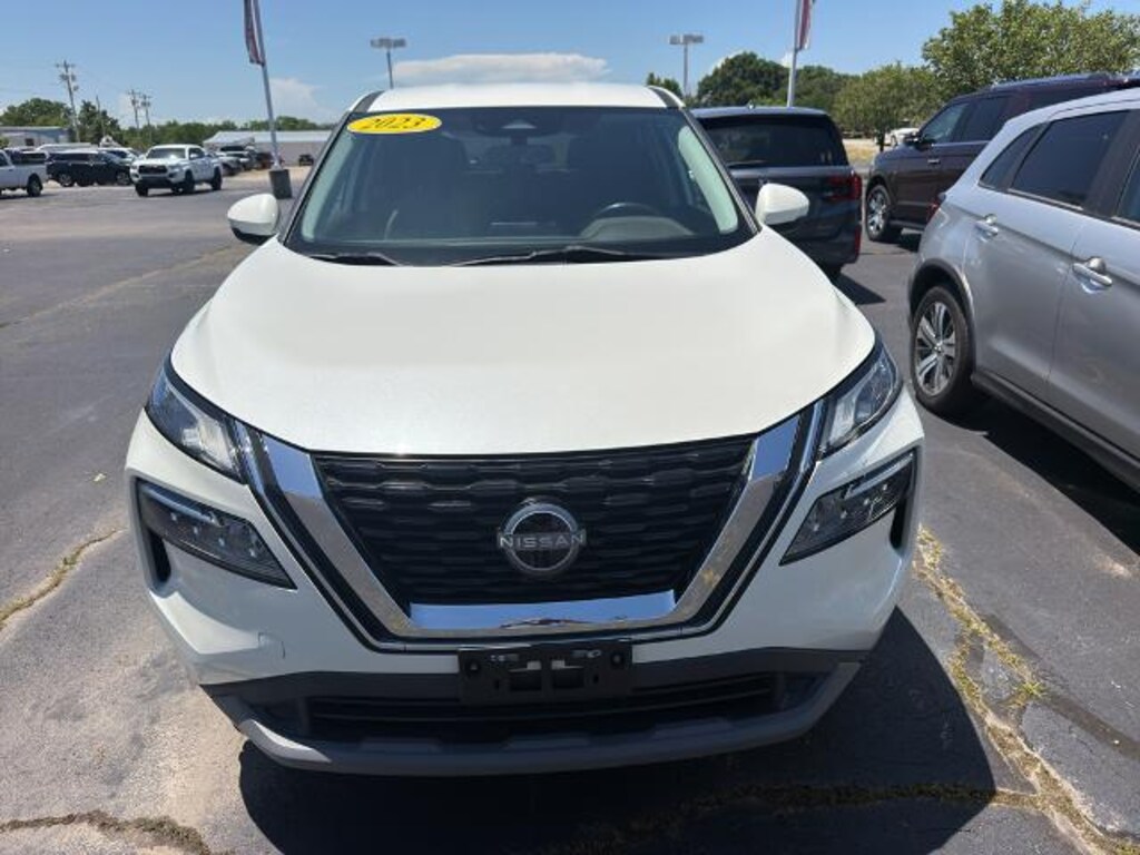 Used 2023 Nissan Rogue SV SUV