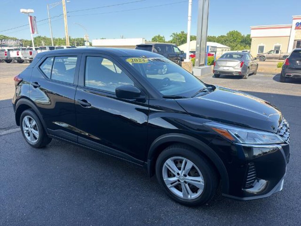 Used 2024 Nissan Kicks S SUV