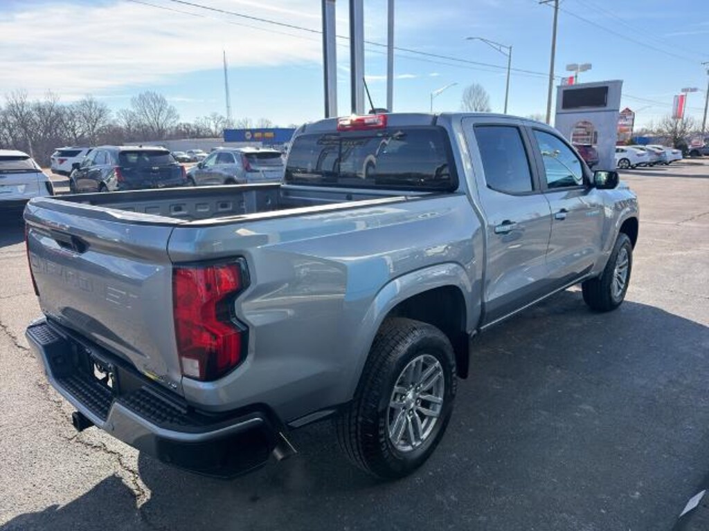 Used 2024 Chevrolet Colorado LT Truck Crew Cab