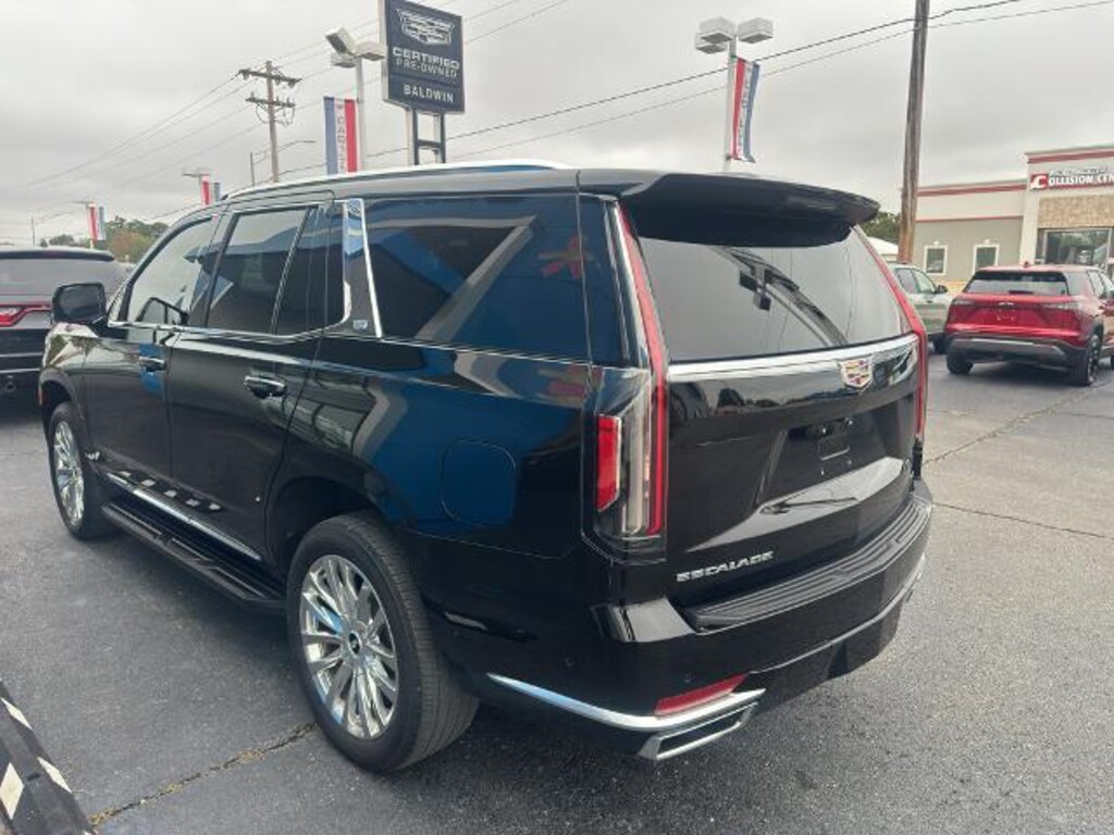 Used 2021 Cadillac Escalade Premium Luxury 4x2 SUV