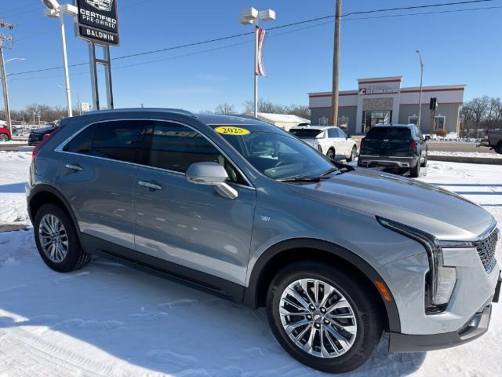 Used 2025 Cadillac XT4 Premium Luxury SUV