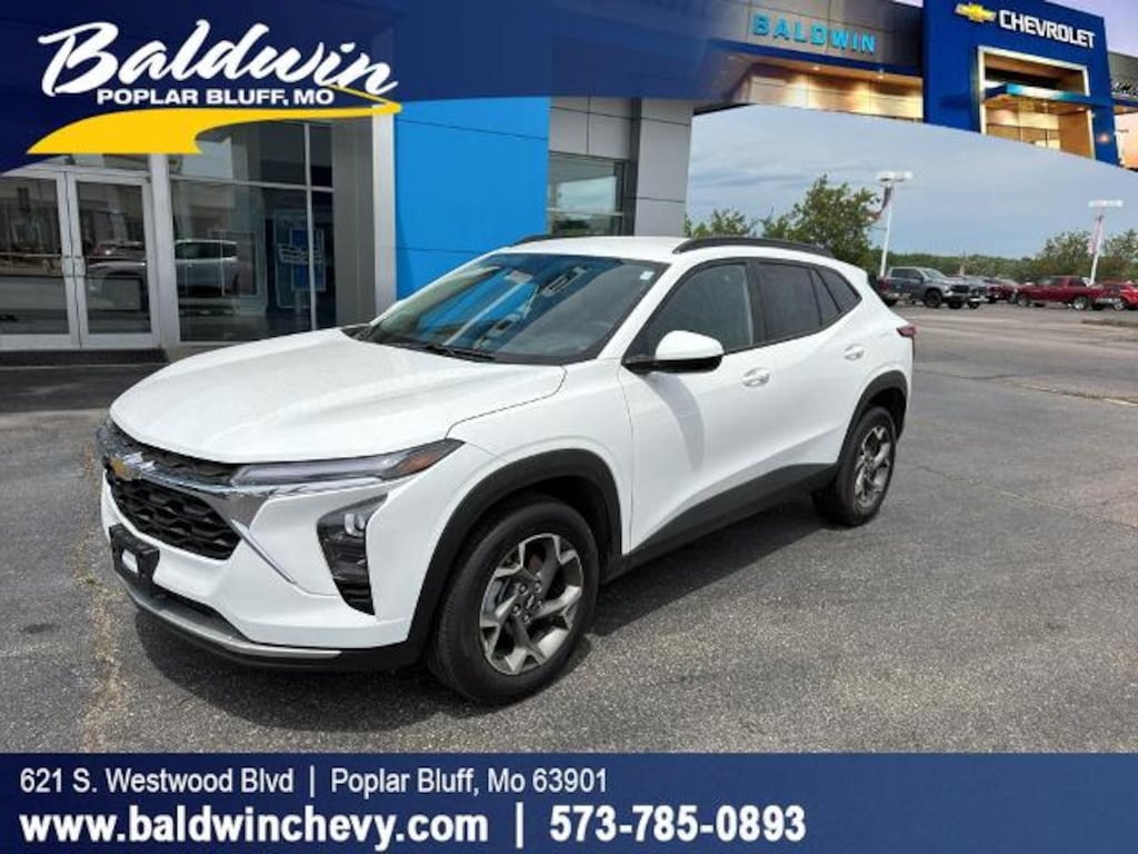 Used 2025 Chevrolet Trax LT SUV