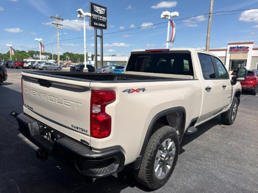 New 2026 Chevrolet Silverado 2500 HD Custom Truck Crew Cab