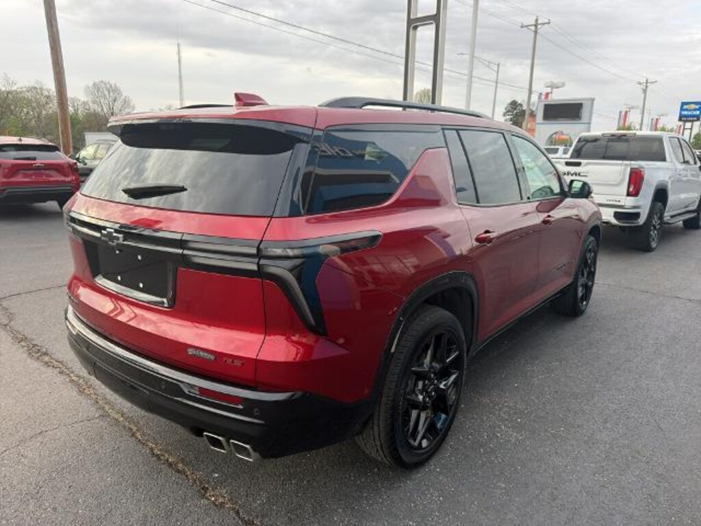 Used 2026 Chevrolet Traverse RS SUV