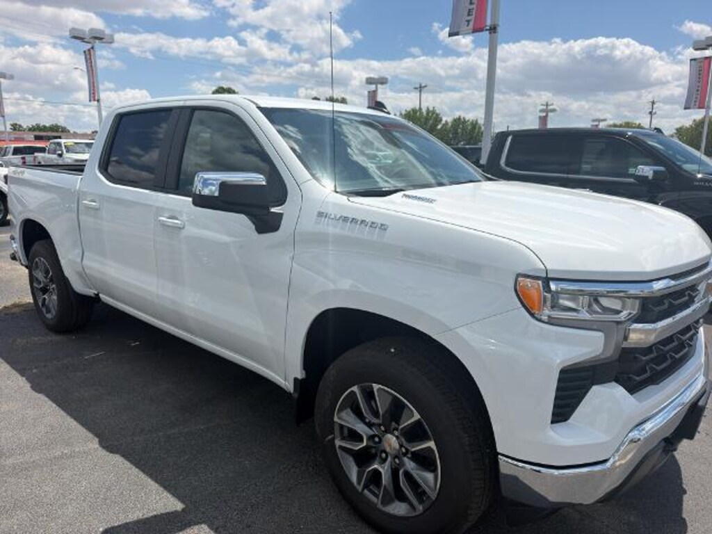 New 2026 Chevrolet Silverado 1500 LT Truck Crew Cab