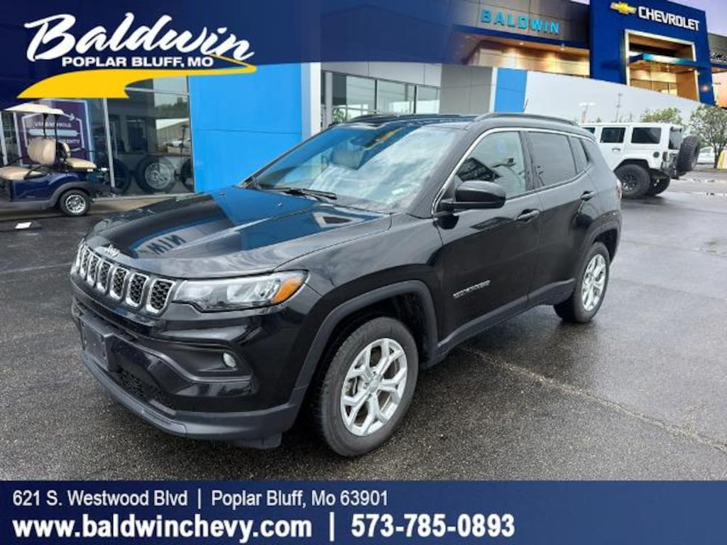 Used 2024 Jeep Compass Latitude SUV