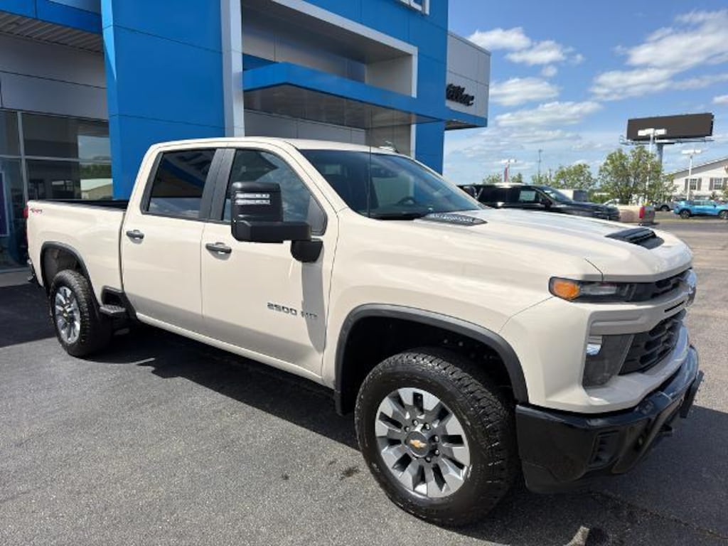 New 2026 Chevrolet Silverado 2500 HD Custom Truck Crew Cab