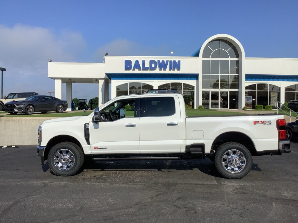 New 2026 Ford F-250 Lariat Truck Crew Cab