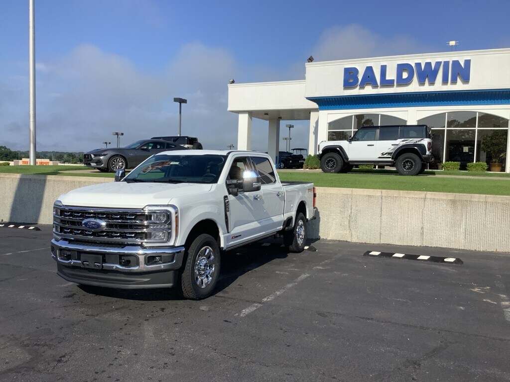 New 2026 Ford F-250 Lariat Truck Crew Cab