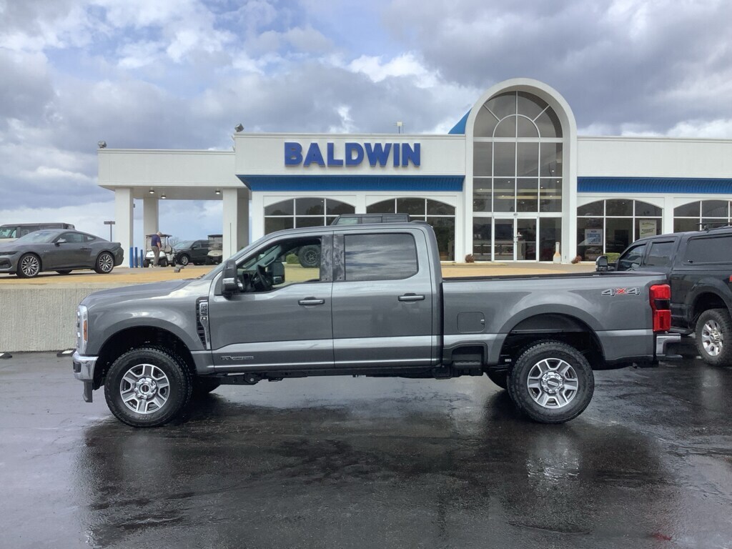 New 2026 Ford F-250 Lariat Truck Crew Cab
