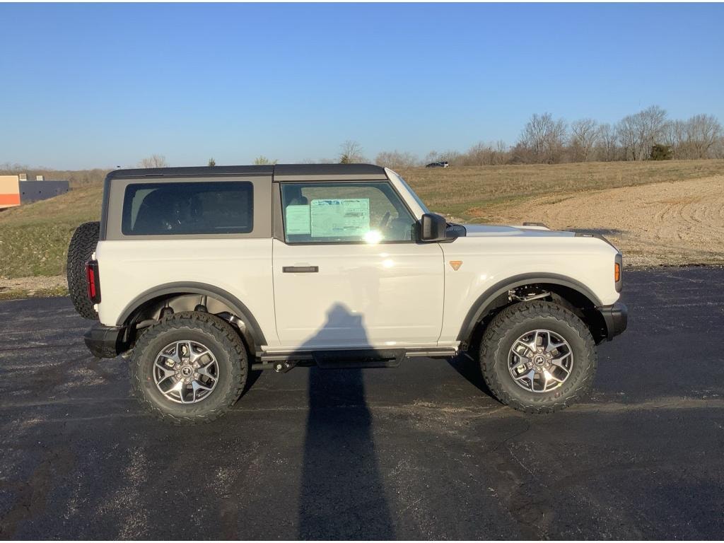 New 2023 Ford Bronco Badlands SUV