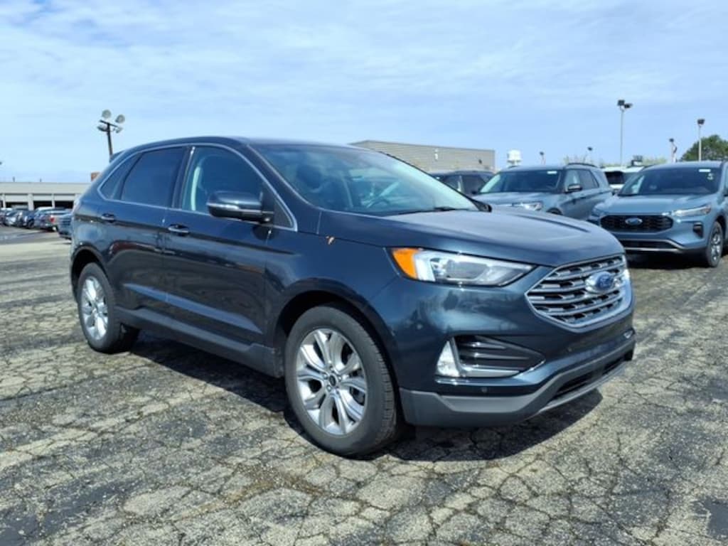 Used 2024 Ford Edge Titanium SUV