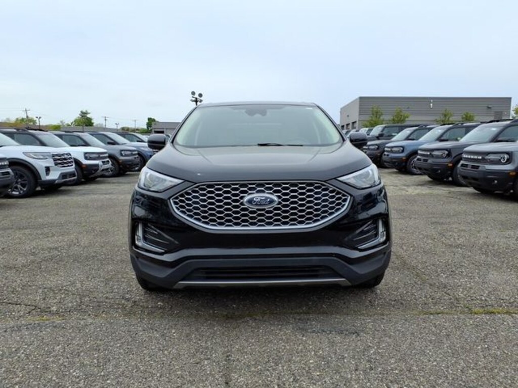Used 2023 Ford Edge SEL SUV