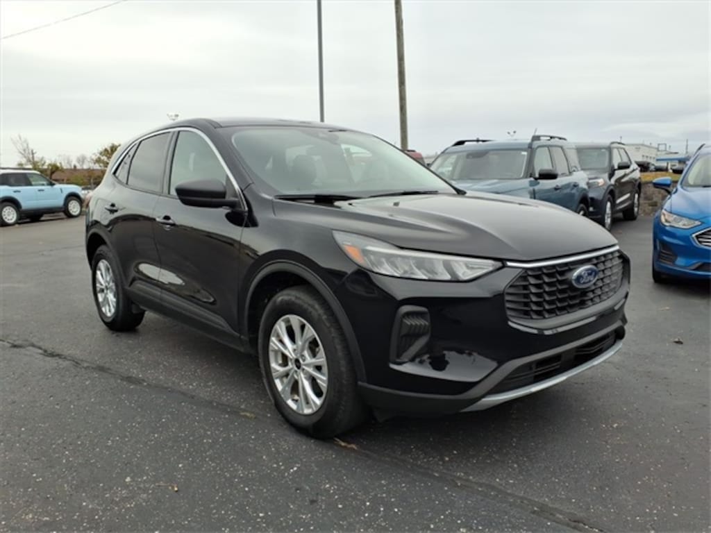 Used 2023 Ford Escape Active SUV