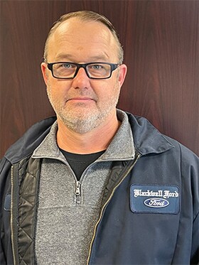 Staff member Earl Dickson from ID_6ea3a965962f