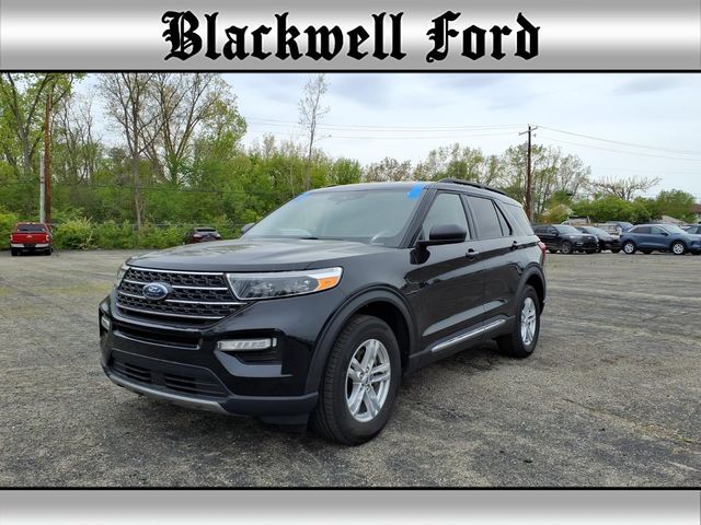 2023 Ford Explorer SUV 