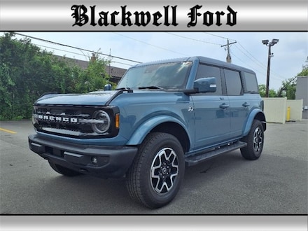 2022 Ford Bronco Outer Banks SUV