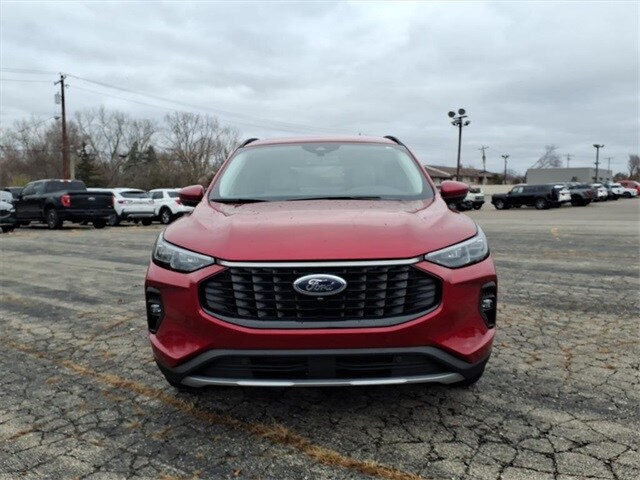 2024 Ford Escape Platinum photo 2