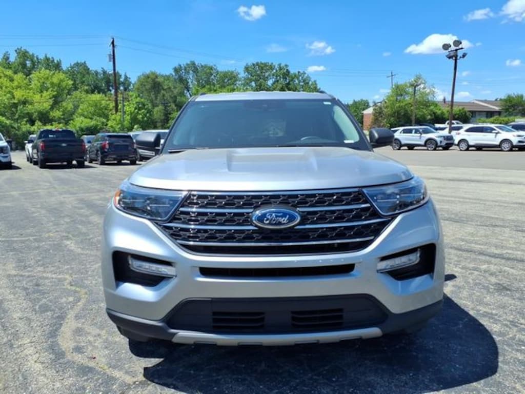 Used 2024 Ford Explorer XLT SUV