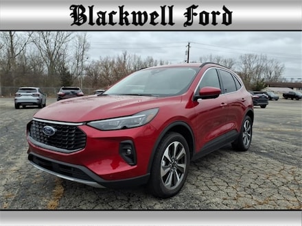 2024 Ford Escape Platinum SUV