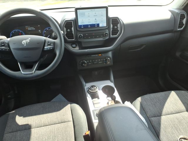 Photo 10