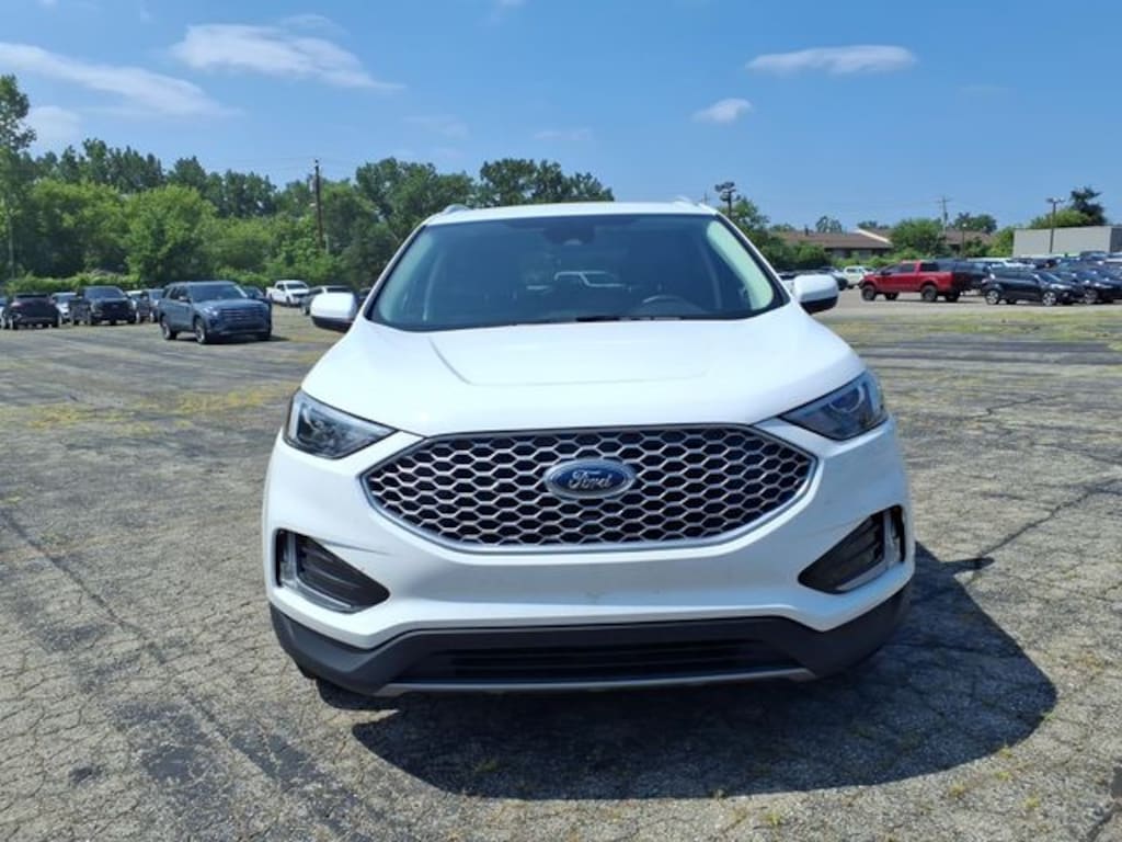 Used 2024 Ford Edge SEL SUV