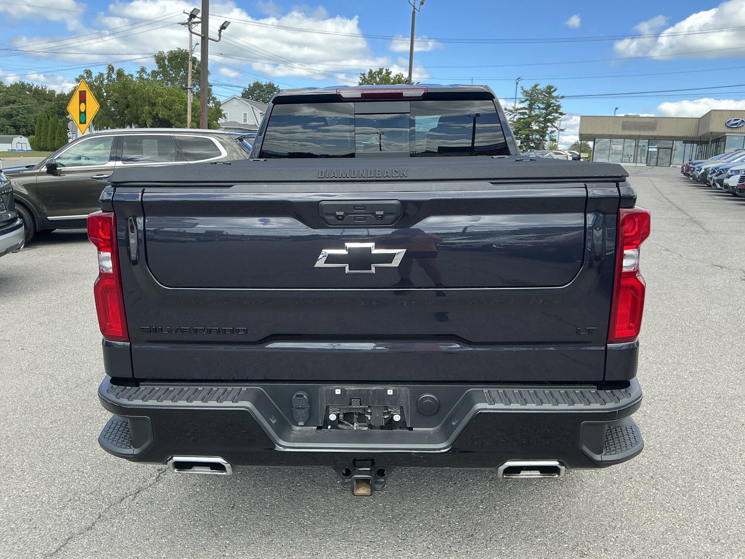 2024 Chevrolet Silverado 1500 LT Trail Boss photo 3