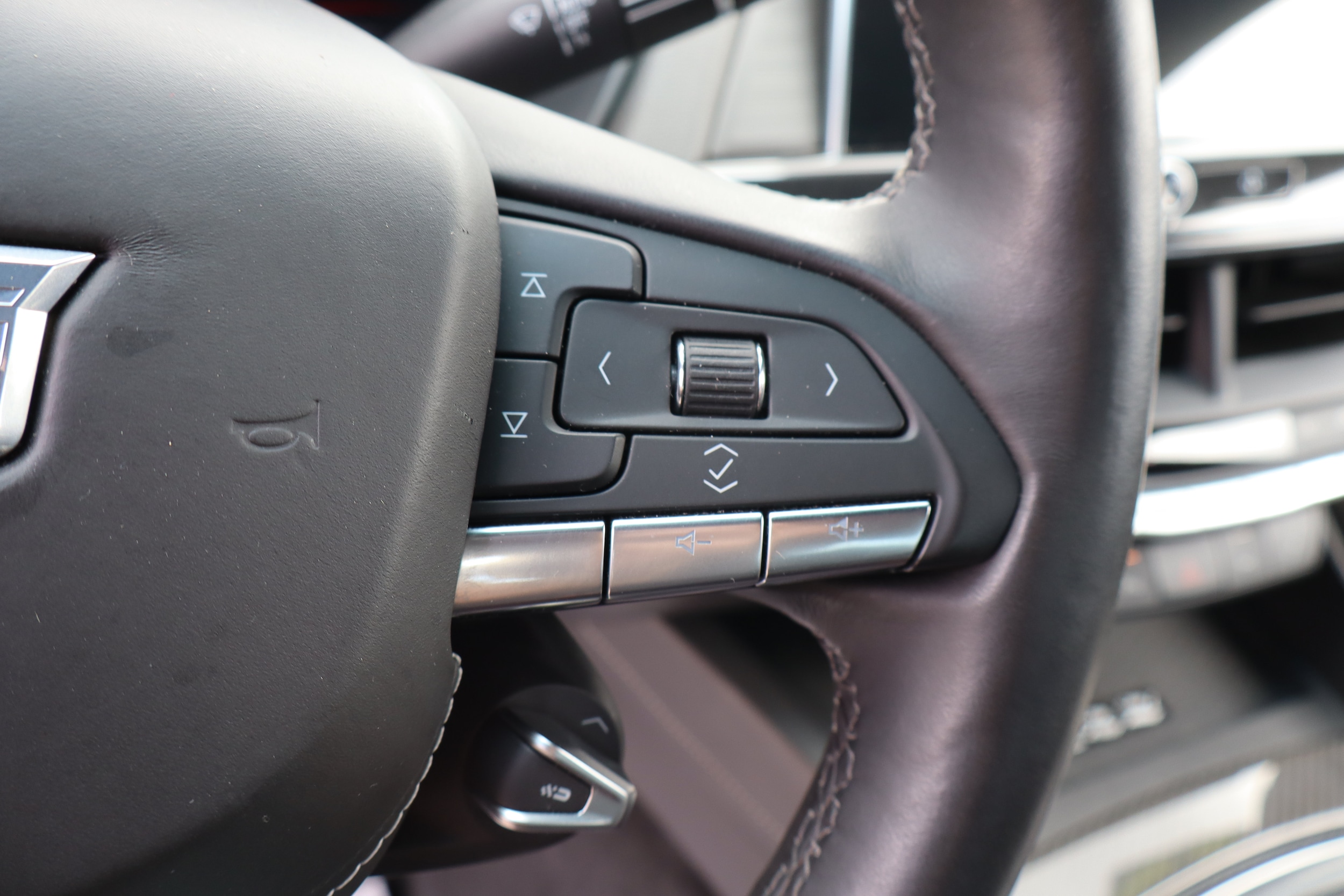 2023 Cadillac CT4 V-Series Blackwing - Photo 17