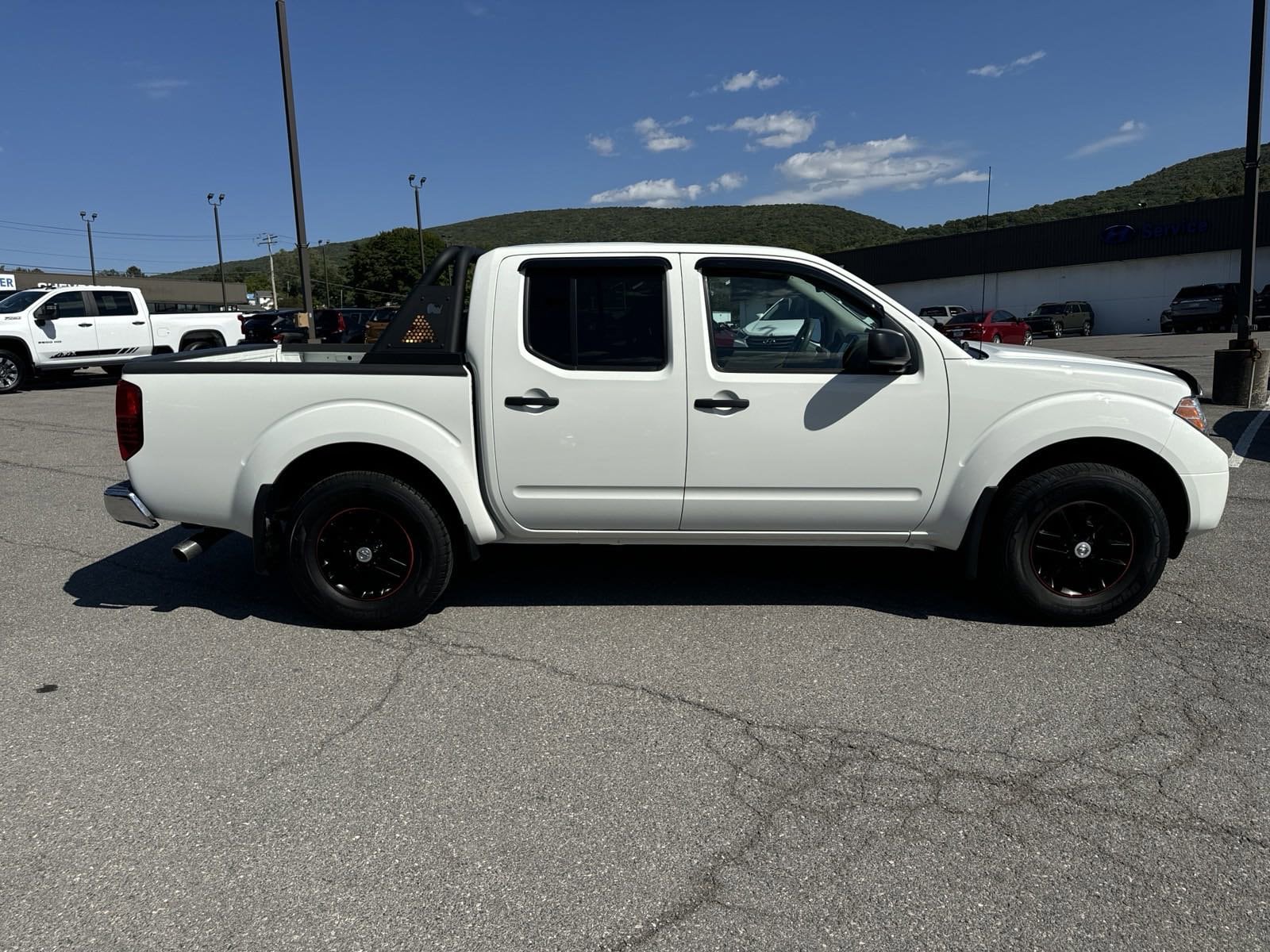 Used 2021 Nissan Frontier SV with VIN 1N6ED0EB5MN717701 for sale in Altoona, PA