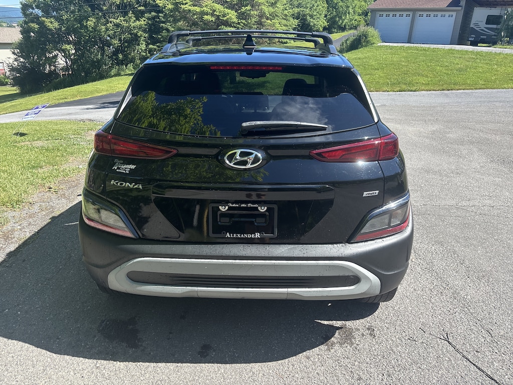 Used 2022 Hyundai Kona SEL SUV