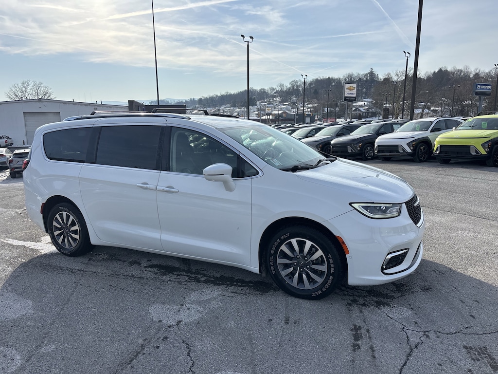 Used 2021 Chrysler Pacifica Hybrid Touring L Van Passenger Van