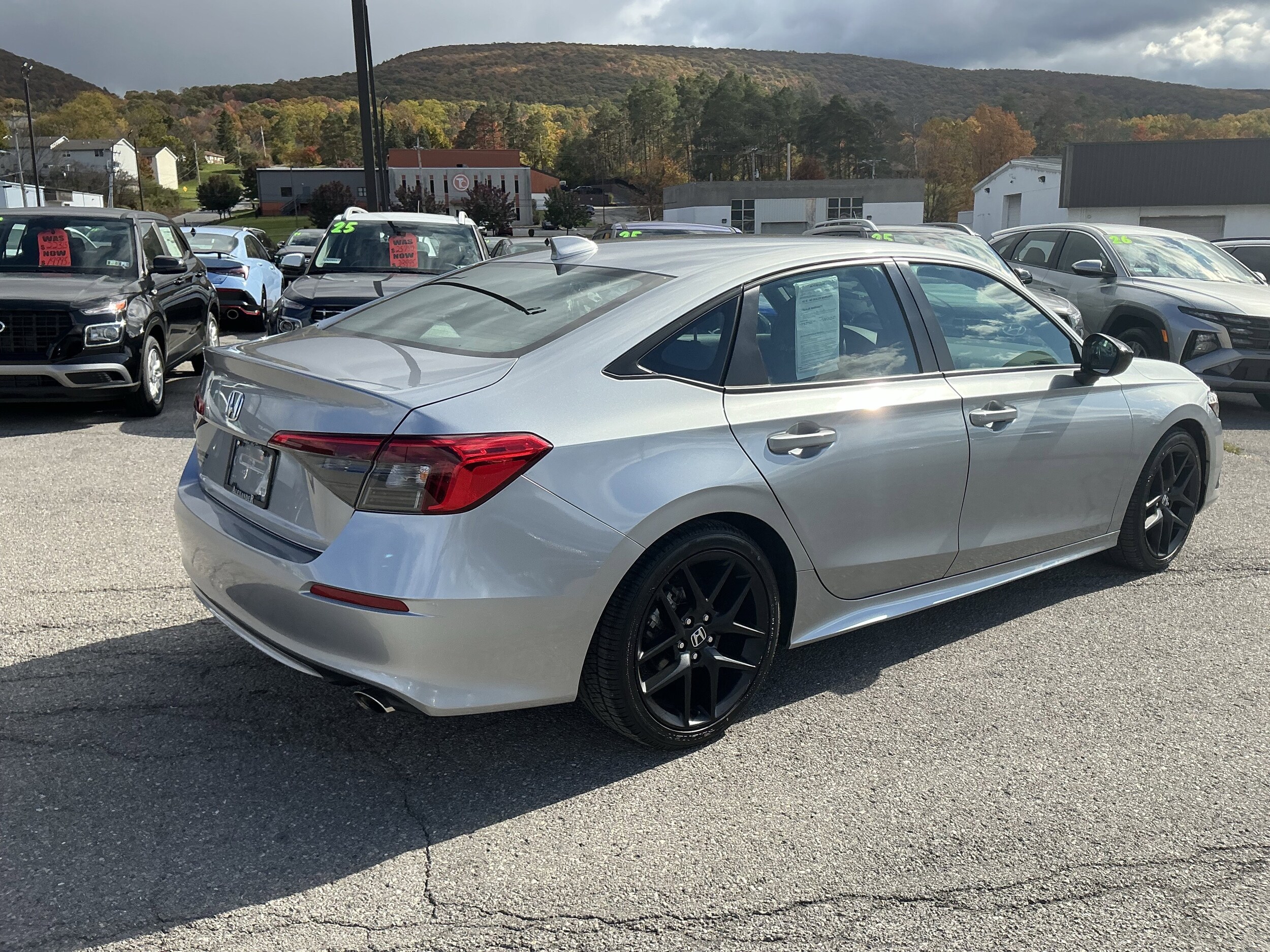 2024 Honda Civic Sport photo 2