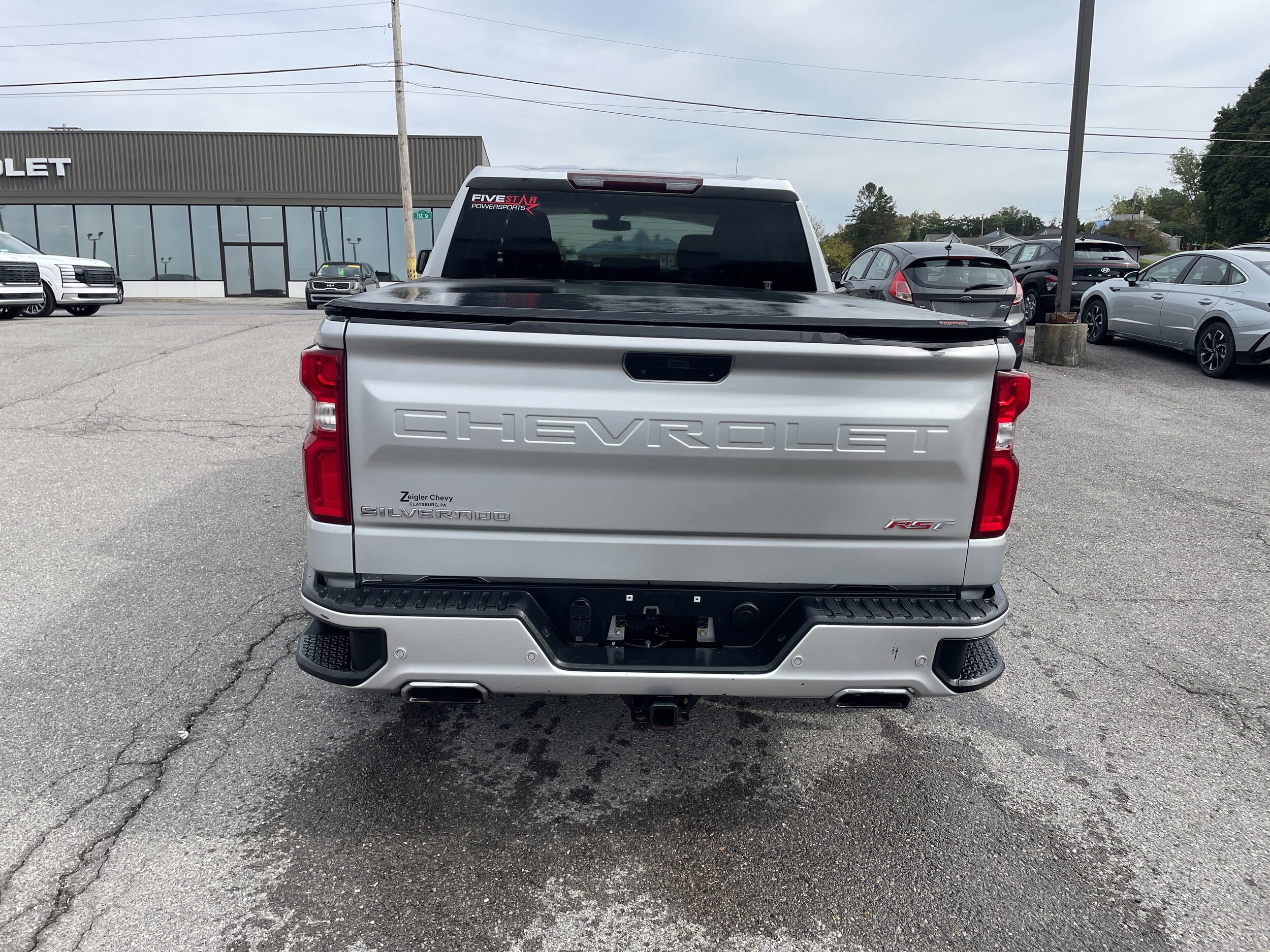 2019 Chevrolet Silverado 1500 RST photo 4