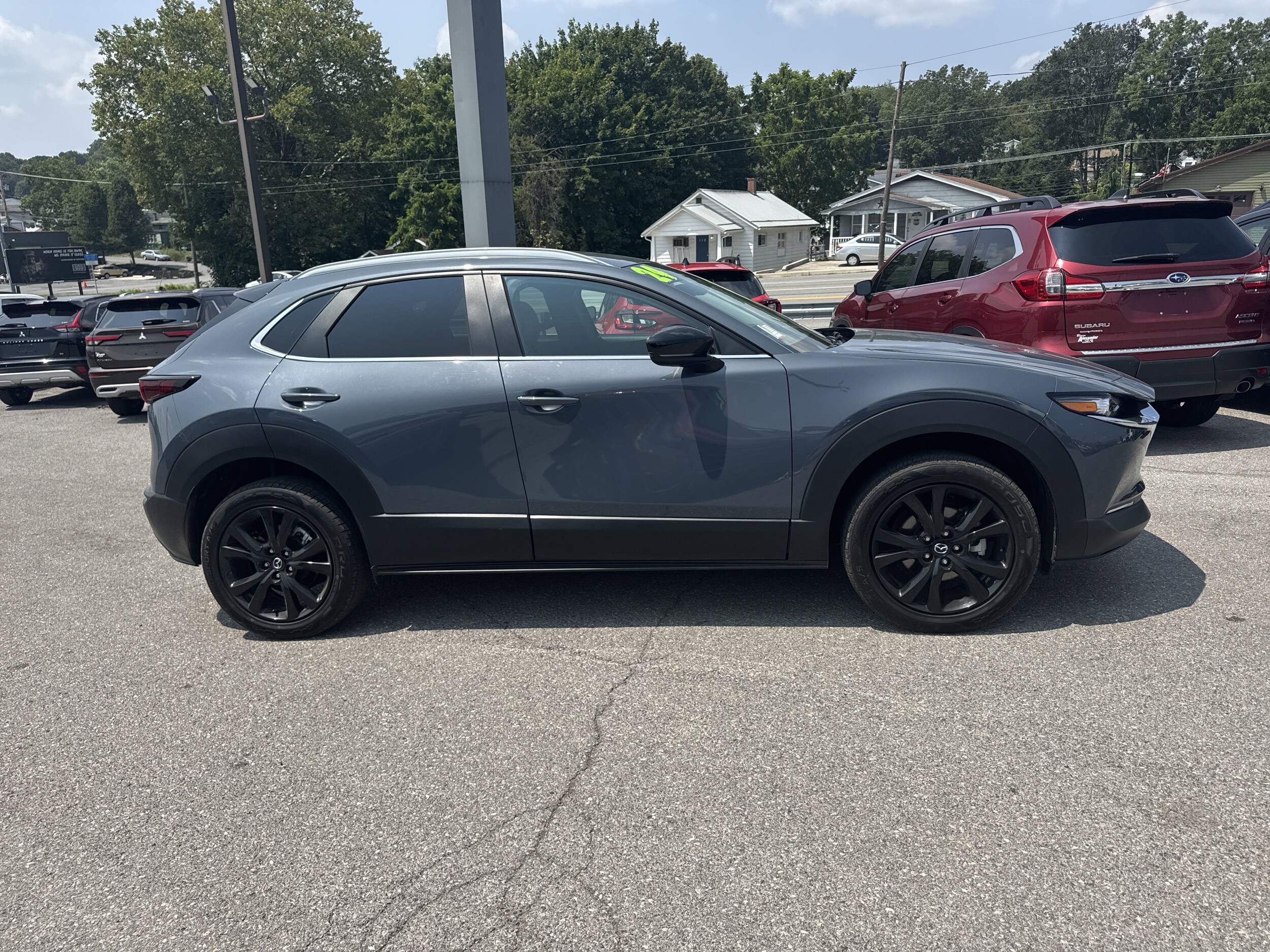 2024 Mazda CX-30 2.5 S Carbon photo 2