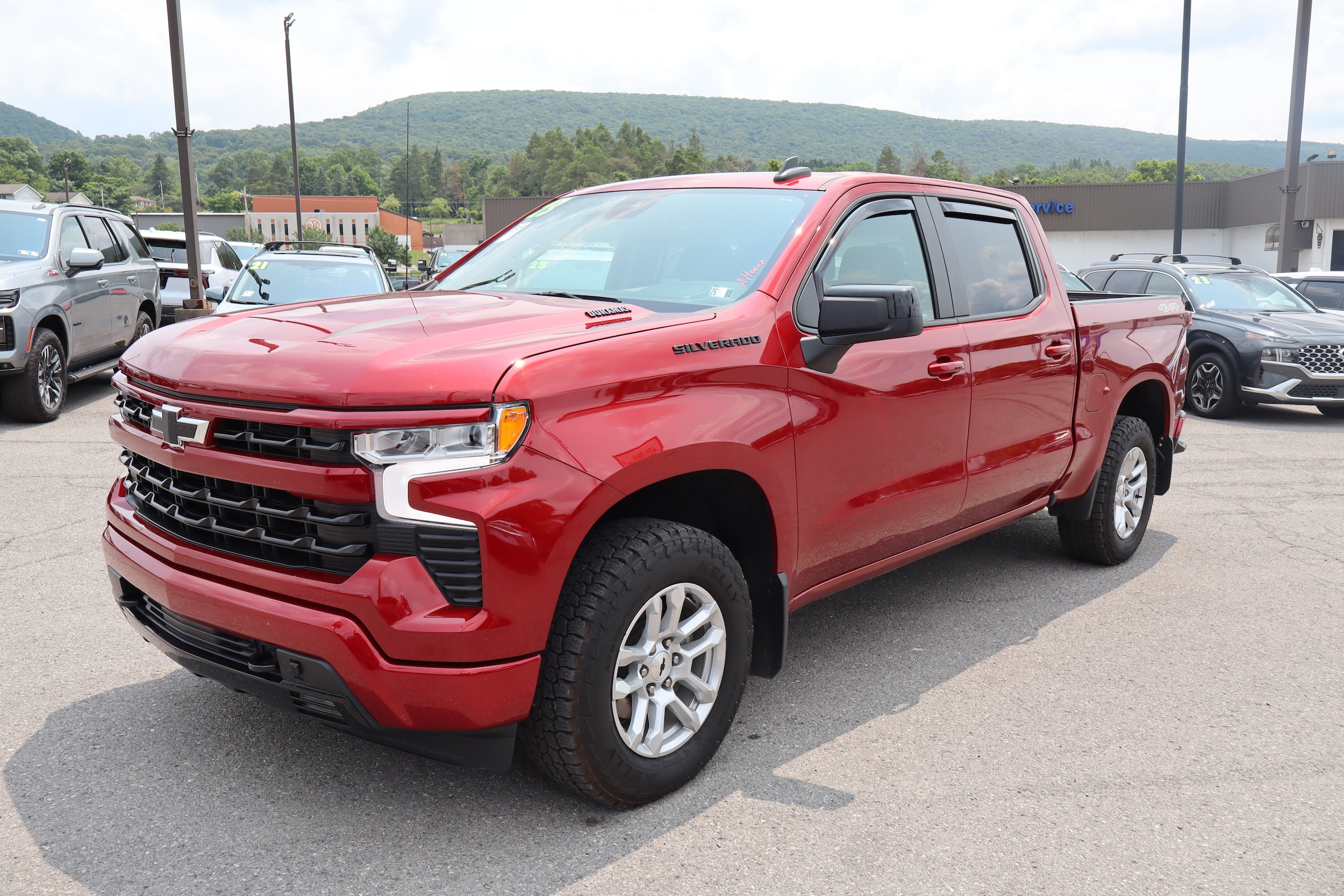 2023 Chevrolet Silverado 1500 RST - Photo 8